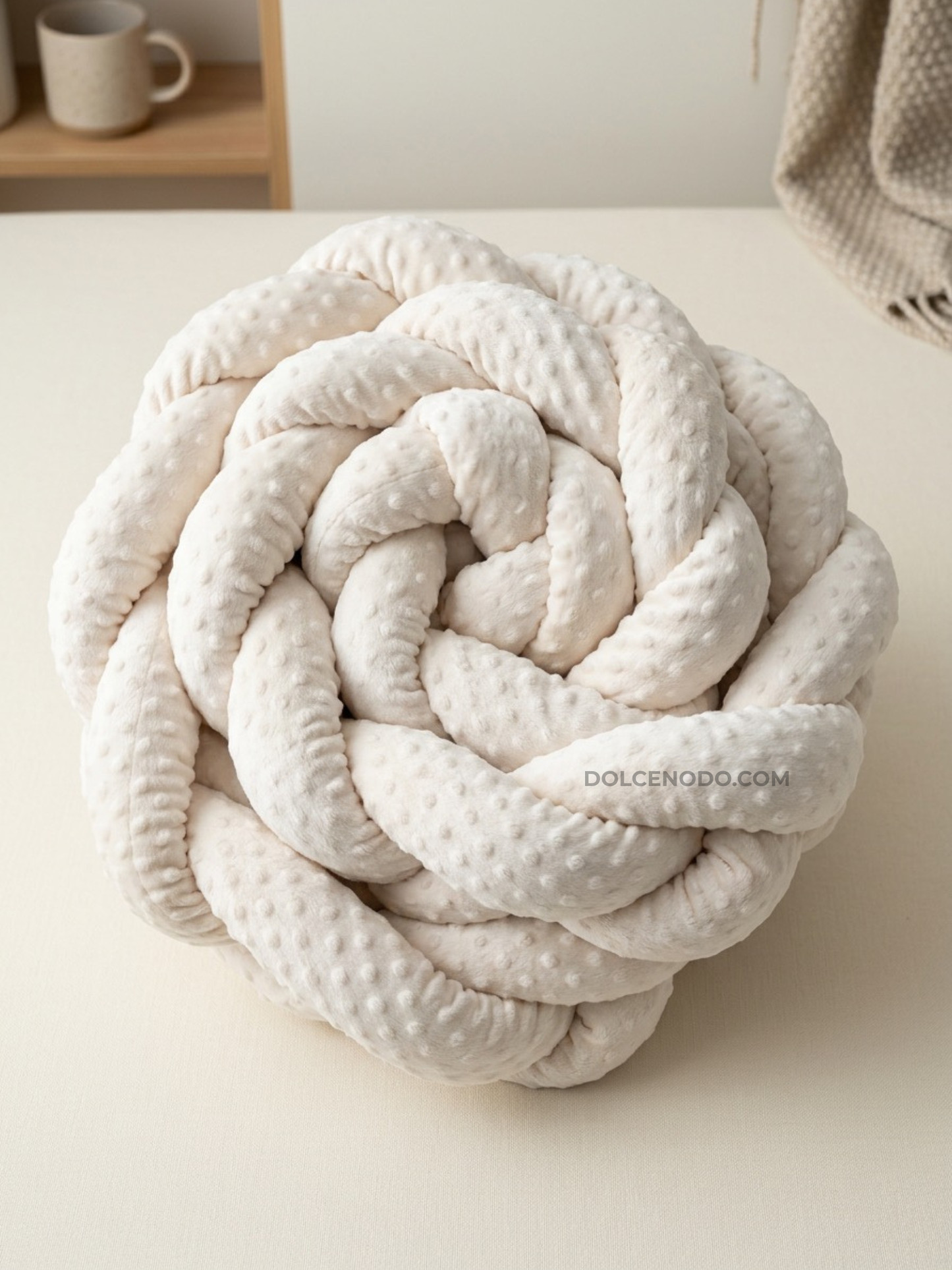 CREAM PUFF | Full Bed