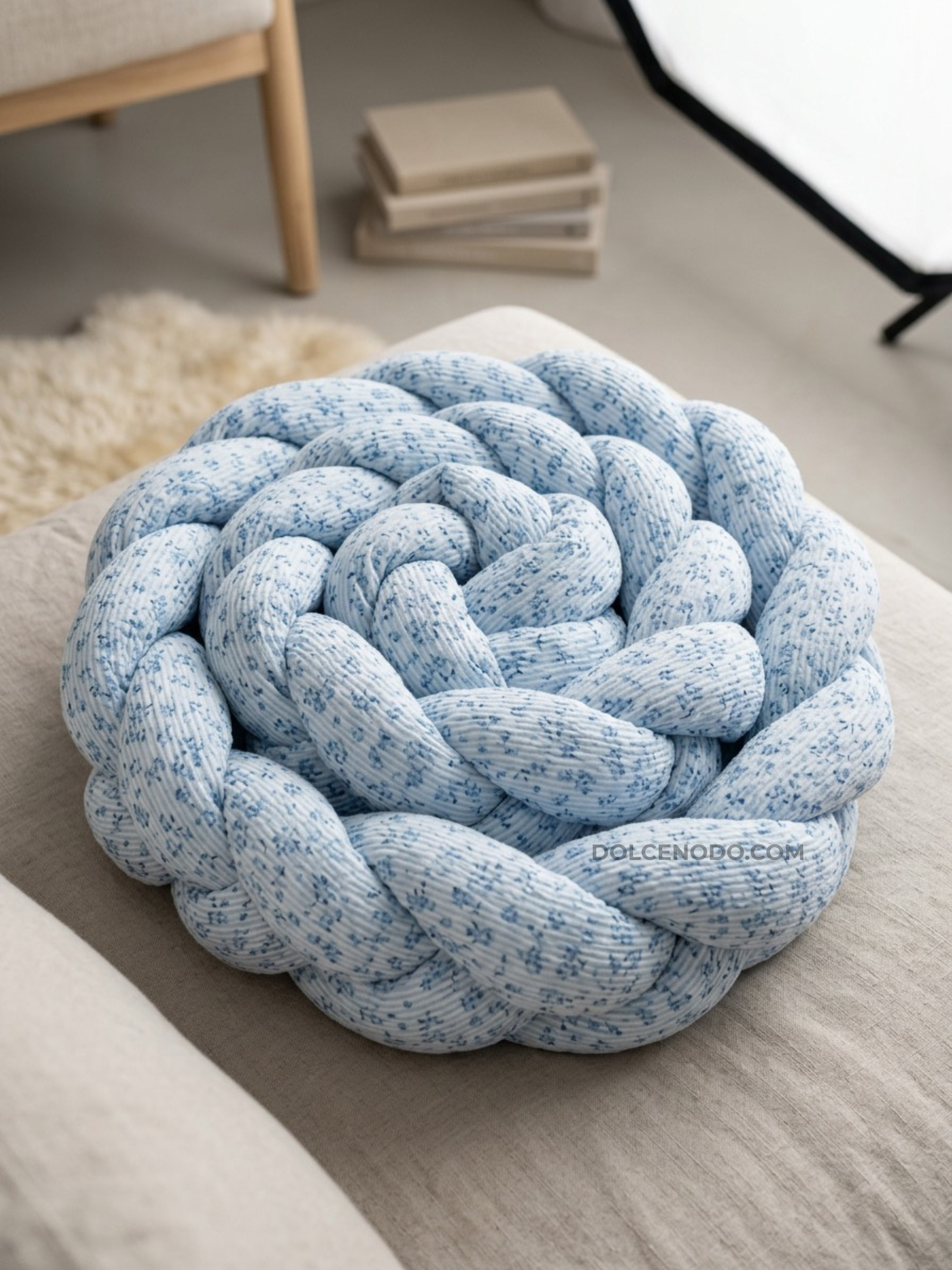 FORGET-ME-NOT | Full Bed